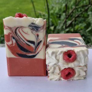 Black Raspberry & Vanilla goats milk Soap